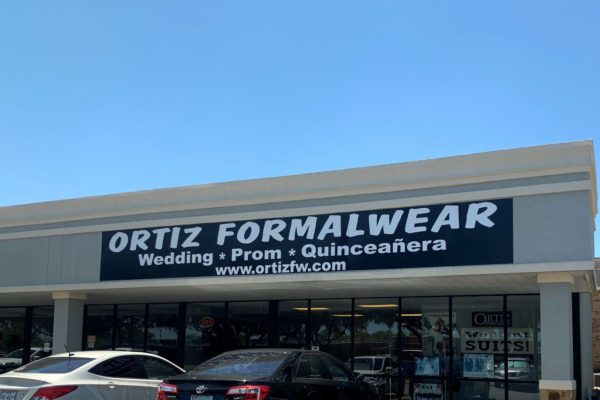 entrance at Ortiz Formal Wear