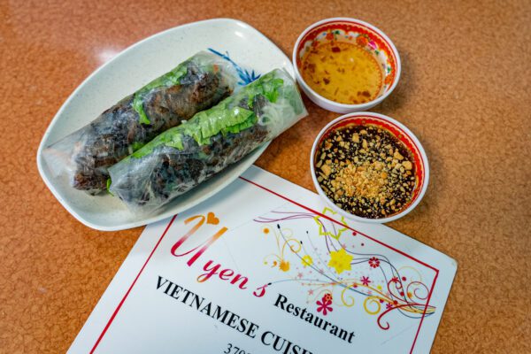 Uyen's Vietnamese Restaurant in Port Arthur TX menu, spring rolls and sauces