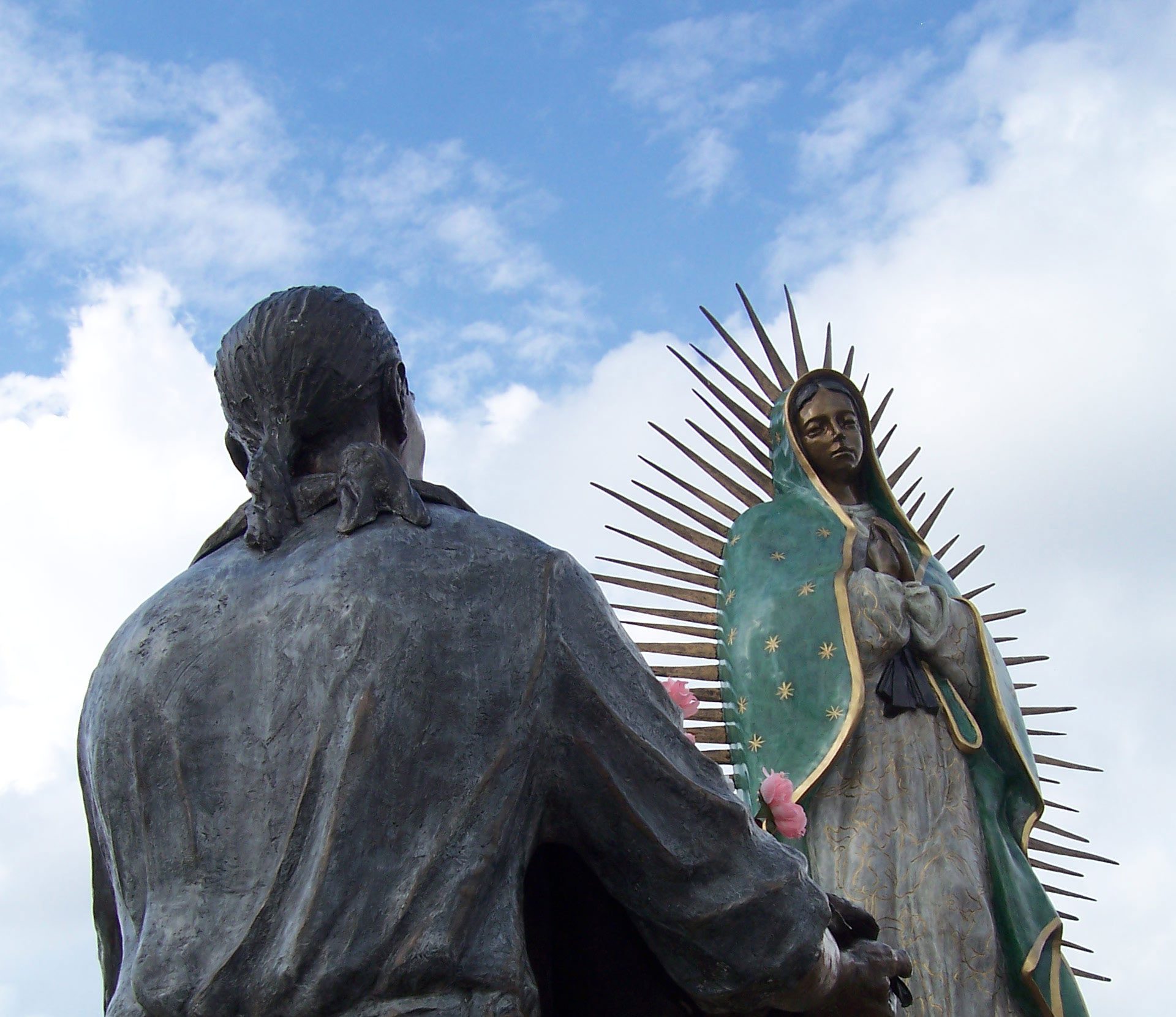 Our-Lady-Faith-Trail Statue of Our Lady and Juan Diego