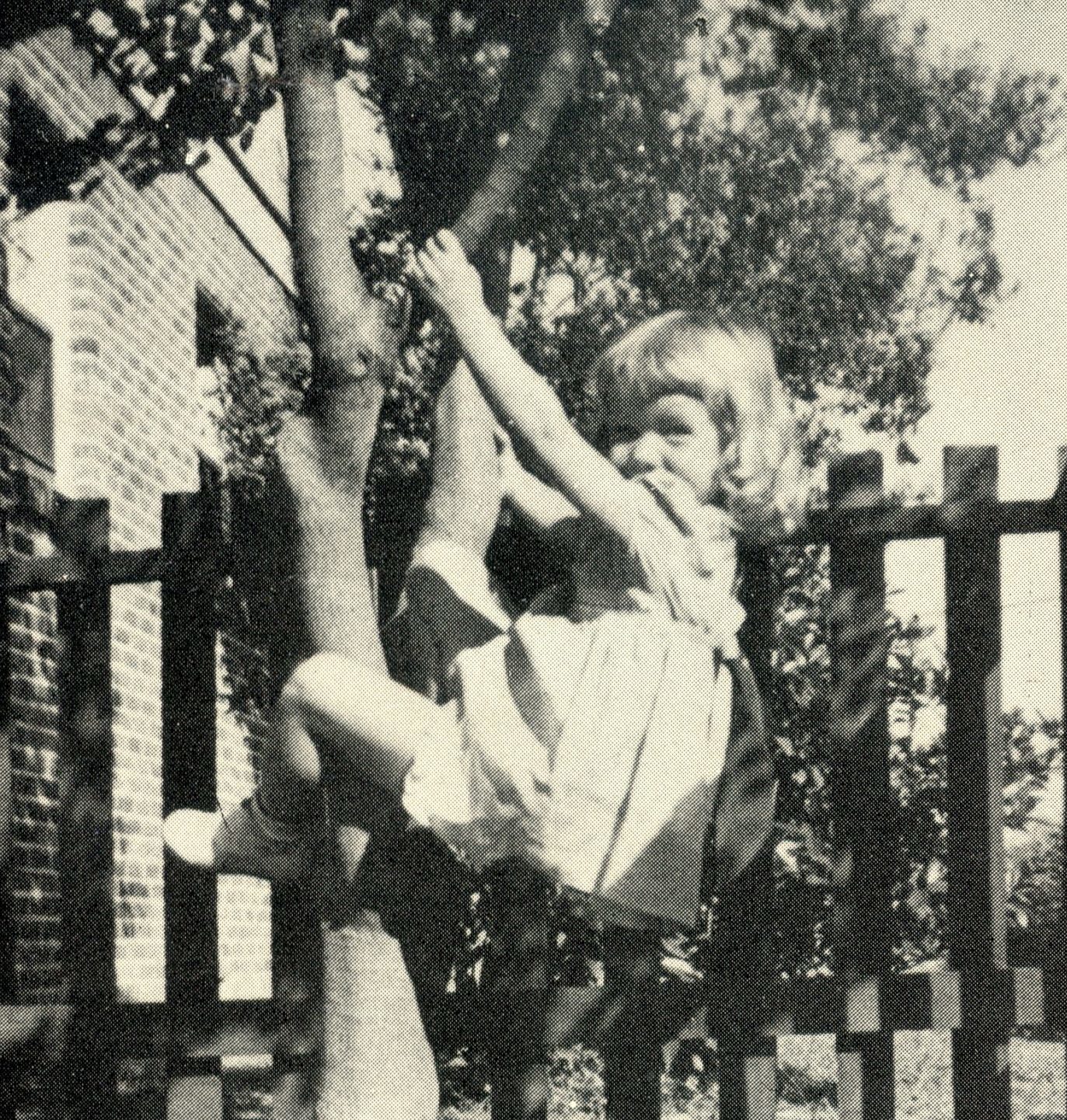 Young Janis Joplin in Port Arthur Texas