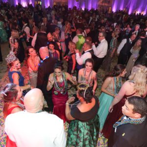 Crowd dancing at the ball