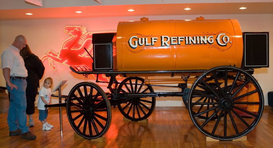 Gulf Refining vehicle