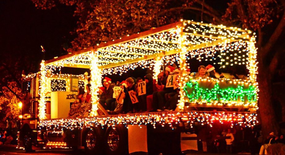 Port-Arthur-Christmas-Parade-Lighted-Float