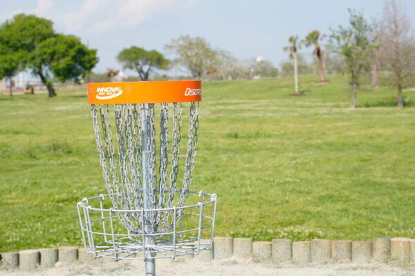 cage at berry disc golf