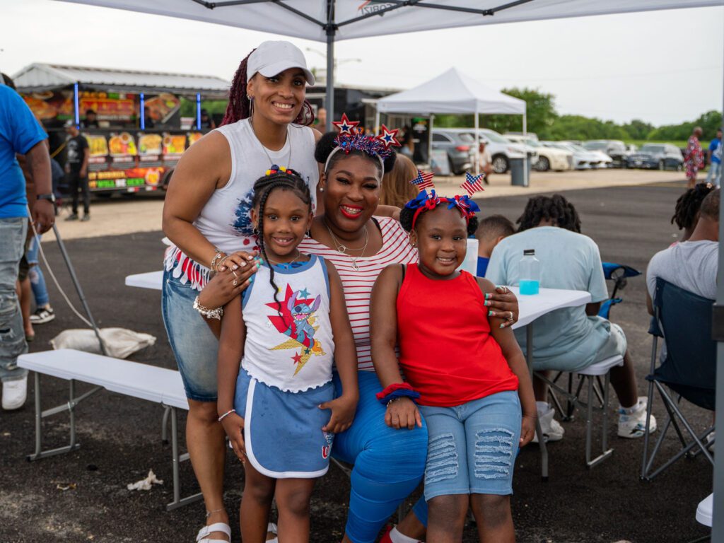 familly enjoying a 4th of july pleasurevent on pleasure island in port arthur texas