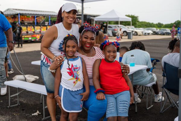 familly enjoying a 4th of july pleasurevent on pleasure island in port arthur texas